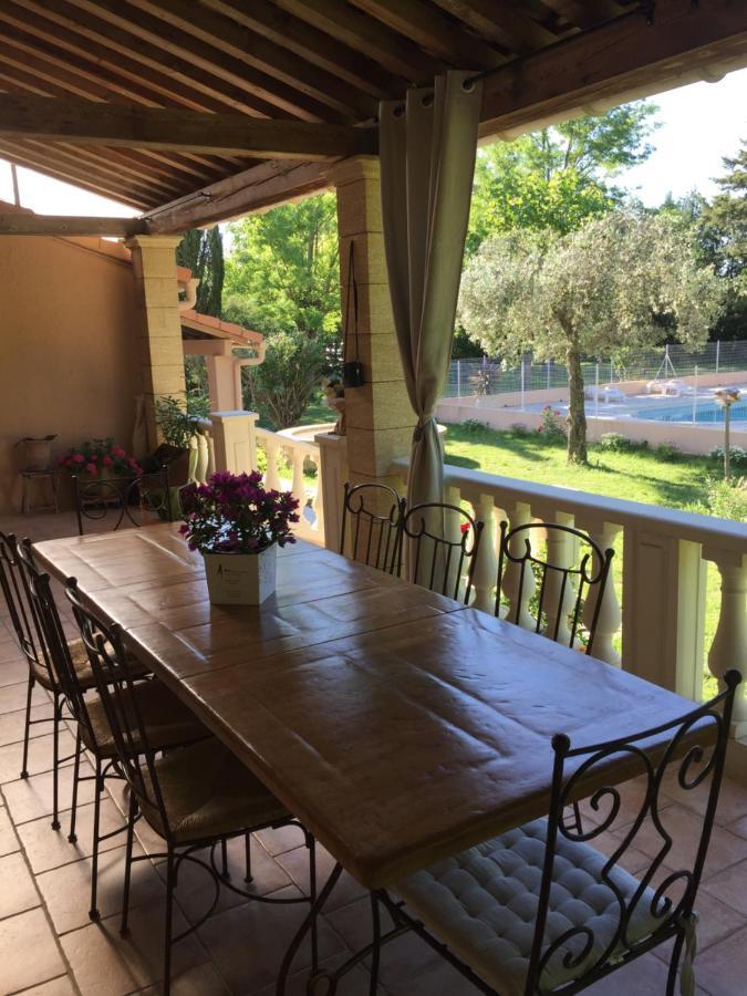 B&B Et Gite D'Ayran Saint-Quentin-la-Poterie Exterior photo
