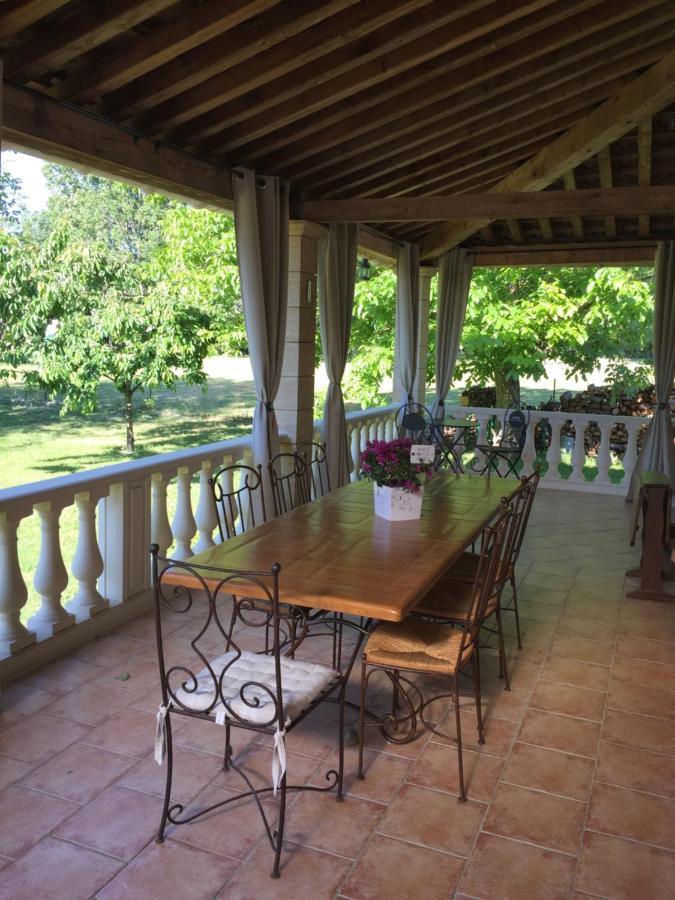 B&B Et Gite D'Ayran Saint-Quentin-la-Poterie Exterior photo